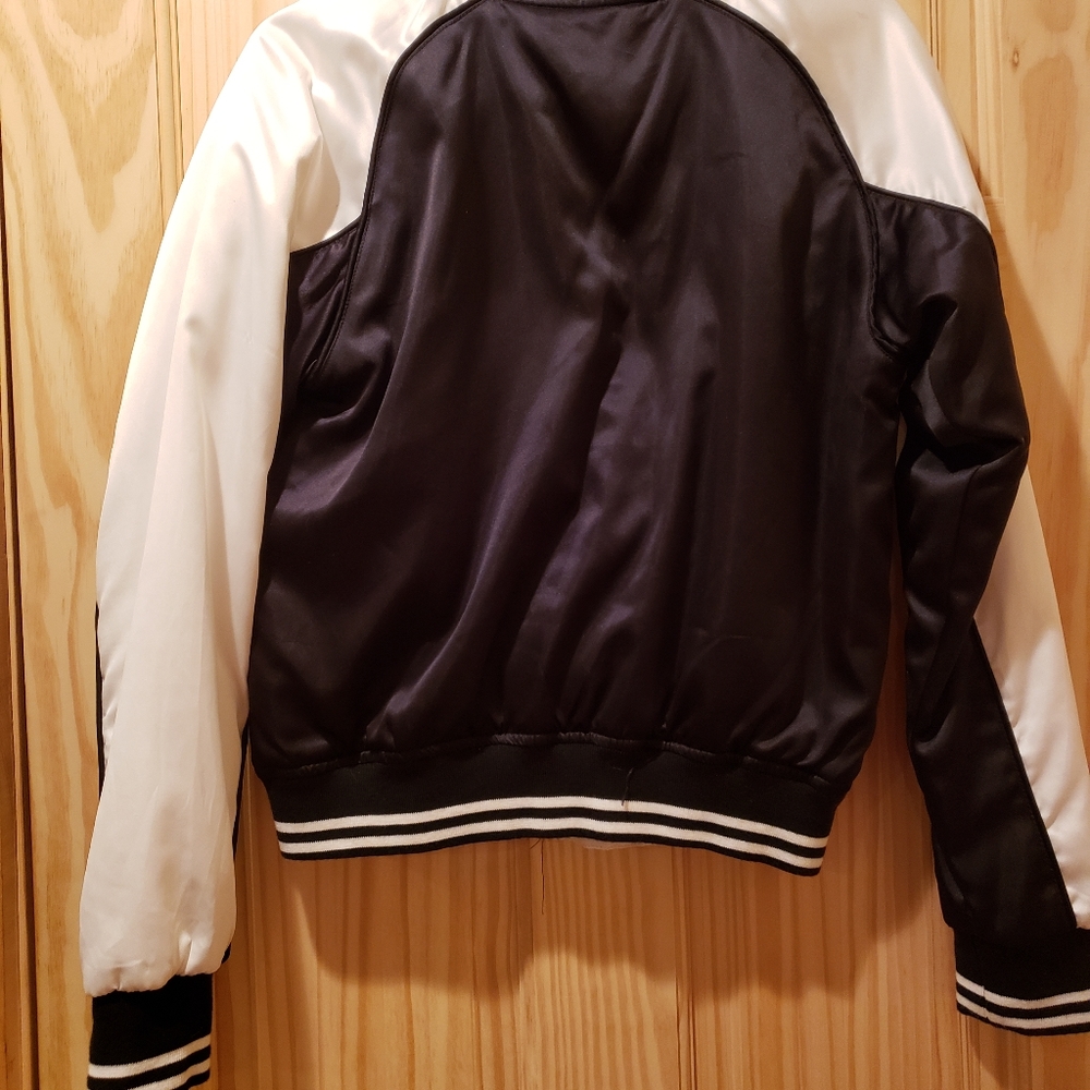 Jacket - Picture 2 of 3